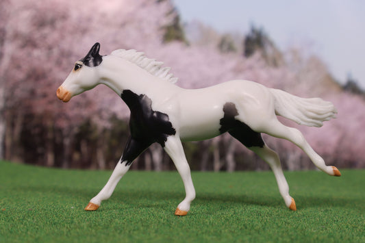 Etched Custom Breyer Stablemate G2 Thoroughbred - Black Medicine Hat