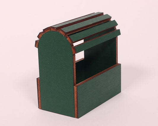 Green Classic Scale Saddle Stands for Model Horses or Dollhouses