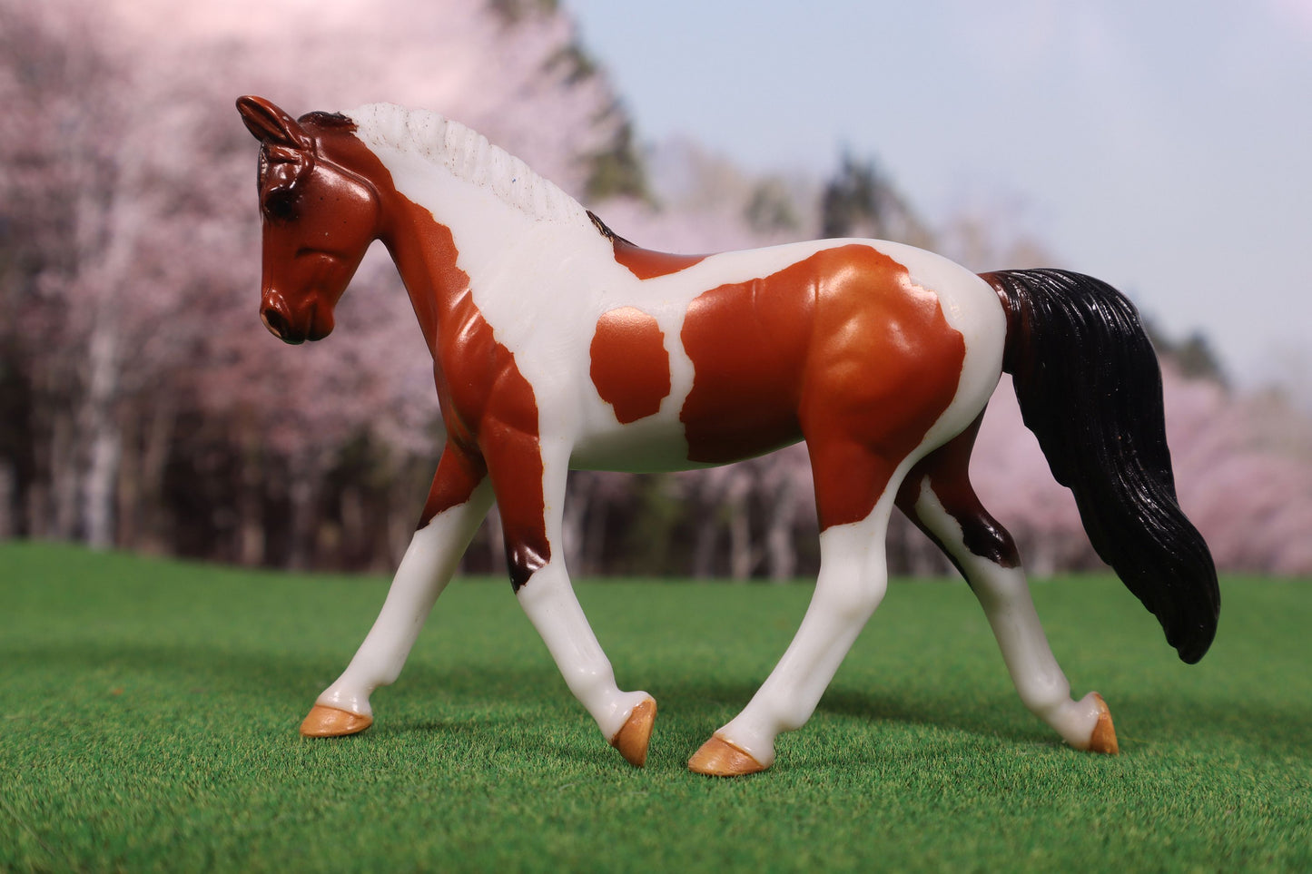Etched Custom Breyer Stablemate Driving Horse - Bay Tobiano