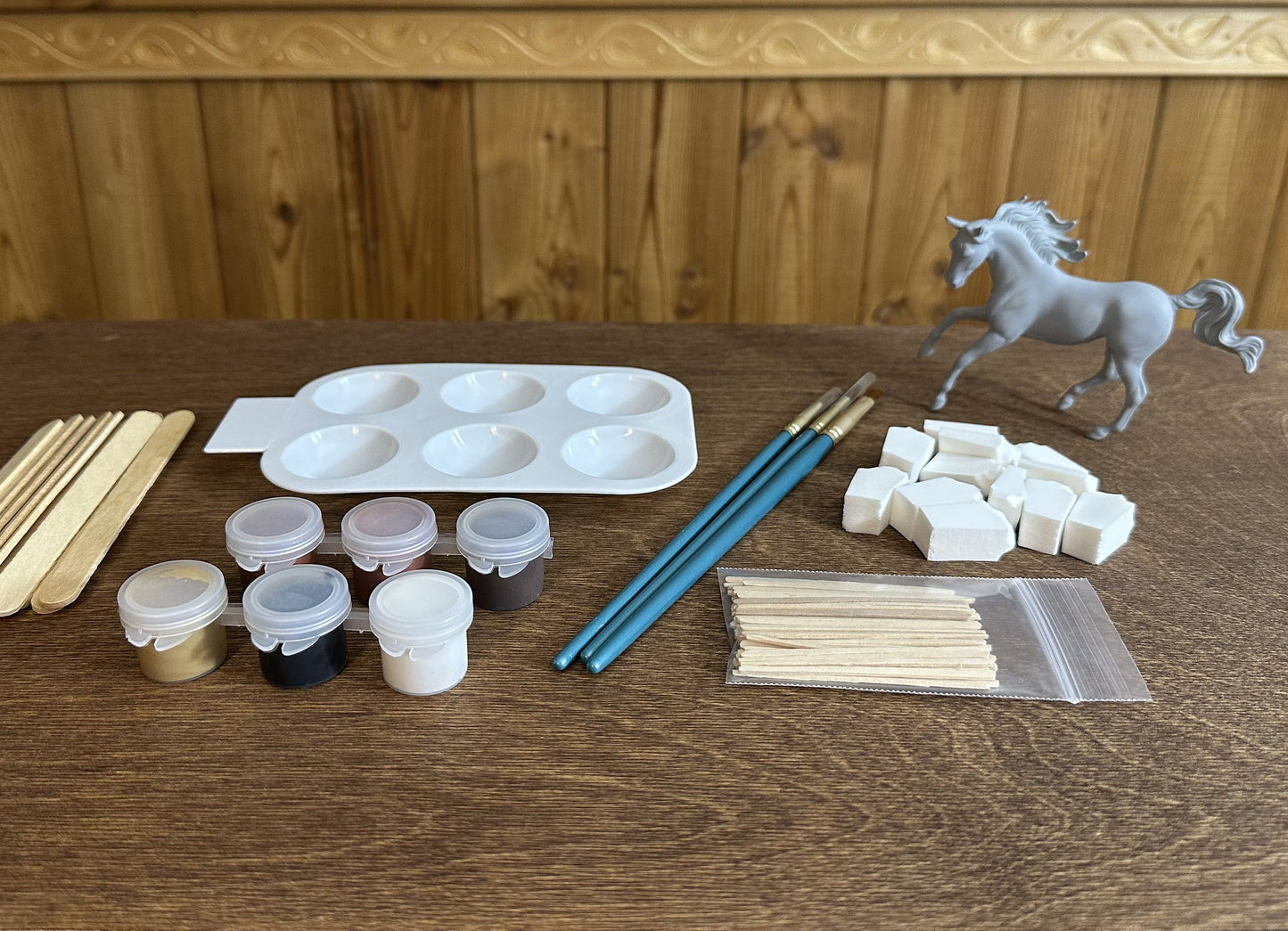 Painting Kit - Red Chestnut - Magnolia