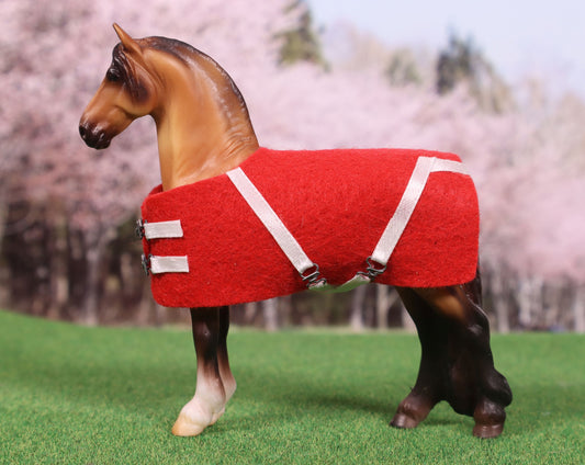 Red and White Stable Blanket for Breyer Stablemates Model Horses - Made for Django Mold
