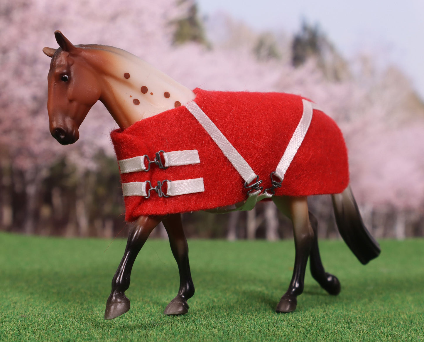 Red and White Stable Blanket for Breyer Stablemates Model Horses - Made for Irish Draft Mold